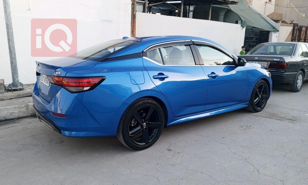 نيسان سنترا